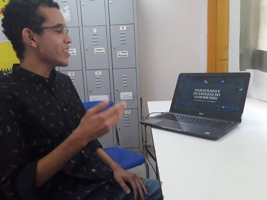 Programa da Fapesq introduz aluno do ensino médio na iniciação científica