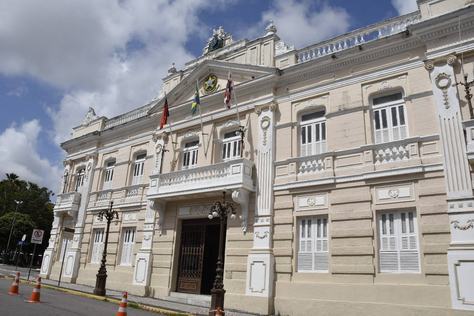 16-07-15-palacio-rendencao-c-roberto-guedes-5.jpg