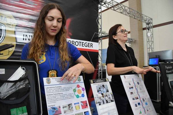 Laboratório de DNA elucida crimes