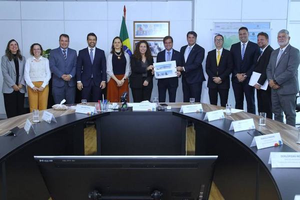 Ministério doa imóveis para JP e CG