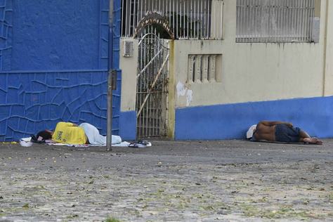 2021-10-21_moradores-de-rua-no-centro-historico-c-roberto-guedes-7.jpg