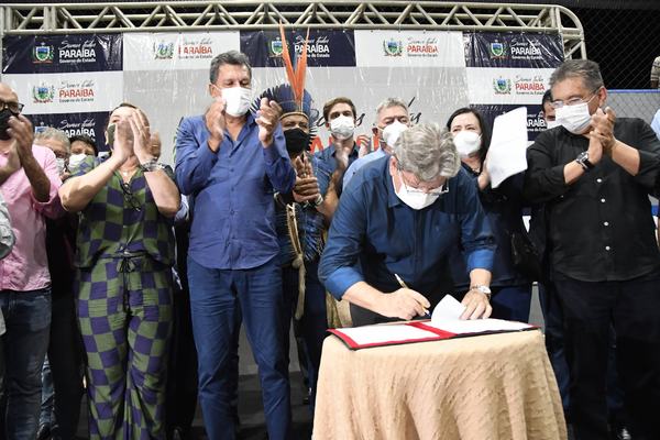 Estado regulariza 700 unidades habitacionais em Rio Tinto