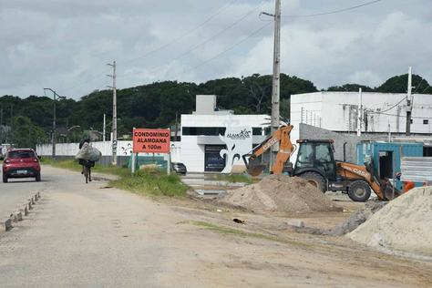 2023-07-31_condominios-invadem-faixa-de-dominio-br-230-c-roberto-guedes-13.jpg