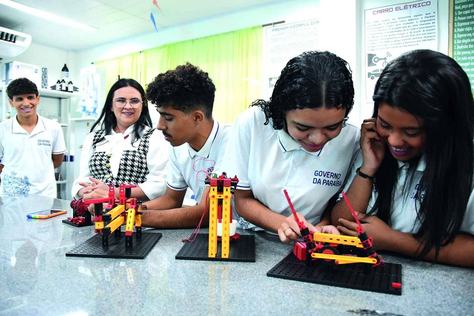 2023-08-29-alunos-de-emas-pb-olimpiadas-matematica-roberto-guedes-469.jpg