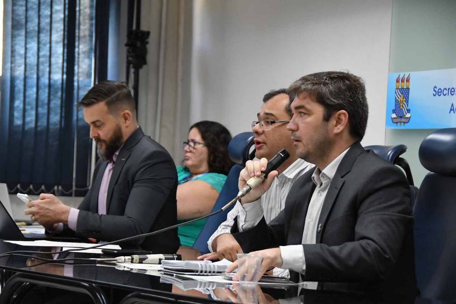 2024-01-08_reuniao-consuni-c-roberto-guedes-109.jpg
