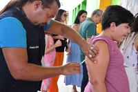2024-02-19_vacinacao-dengue-c-roberto-guedes-44.jpg