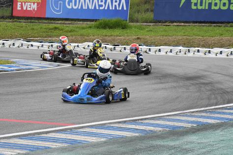 2024-07-18_copa-brasil-de-kart-c-roberto-guedes-9.jpg