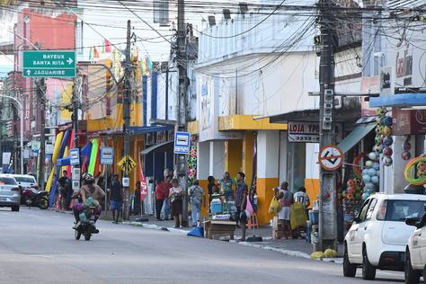 2024-09-12-movimento-comercio-c-joao-pedrosa-1.jpg