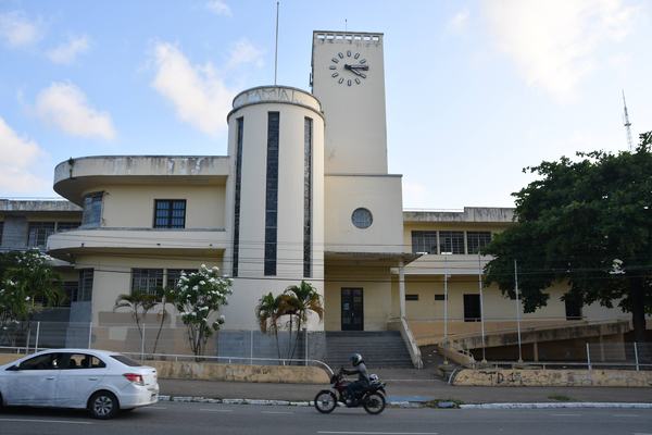 Rede pública tem aula normal hoje