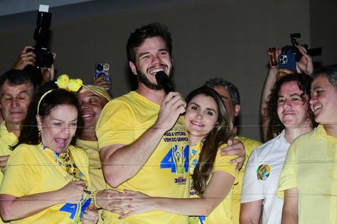 2024-10-27-eleicoes-2024-em-campina-grande-segundo-turno-discurso-do-prefeito-reeleito-bruno-cunha-lima-c-julio-cezar-peres-62.jpg
