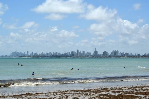 2024-11-20-movimento-praia-ponta-de-campina-c-leonardo-ariel-7.jpg