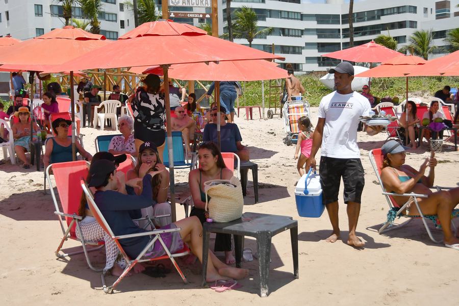 2024-11-20-movimento-praia-ponta-de-campina-c-leonardo-ariel-1.jpg