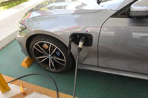 2024-12-09_carros-eletricos-c-roberto-guedes-34.jpg