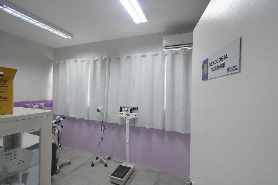 2025-03-21-inauguracao-sala-lilas-c-leonardo-ariel-32.jpg