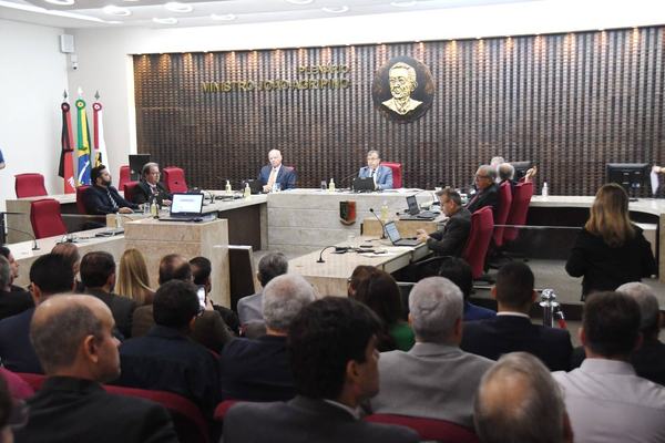 TCE-PB forma maioria para aprovar a indicação de Alanna para o cargo