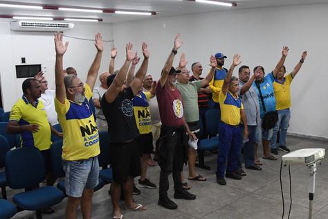2025-04-28-reuniao-paralisacao-correios-c-joao-pedrosa-1.jpg