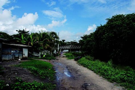 2025-05-22-moradias-as-margens-do-rio-jaguaribe-c-leonardo-ariel-4-comunidade-sao-rafael-editada.jpg