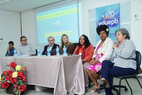 2025-06-10-seminario-30-anos-eduepb-nana-garcez-presidente-da-epc-c-julio-cezar-peres-3.jpg