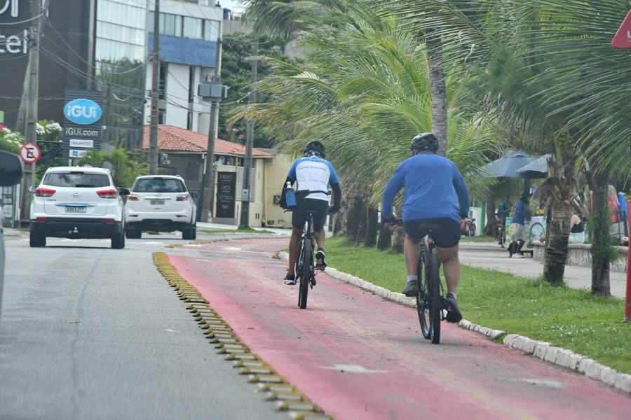 2025-06-11_ciclistas-c-roberto-guedes-2.jpg