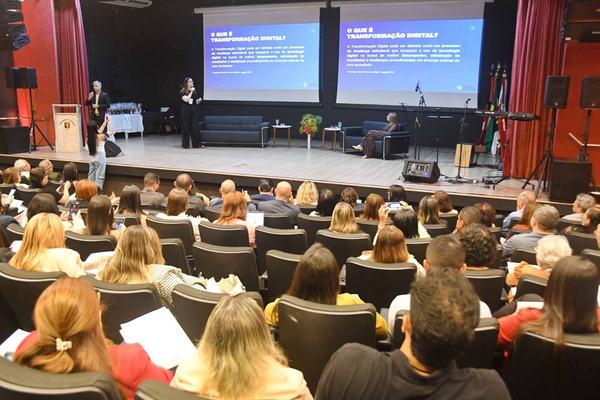 Profissionais de RH do estado debatem gestão de pessoas