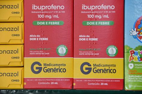 2025-07-30_medicamentos-genericos-c-roberto-guedes-3.jpg