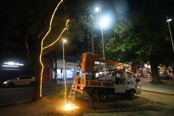 Capital estreia, hoje, iluminação natalina