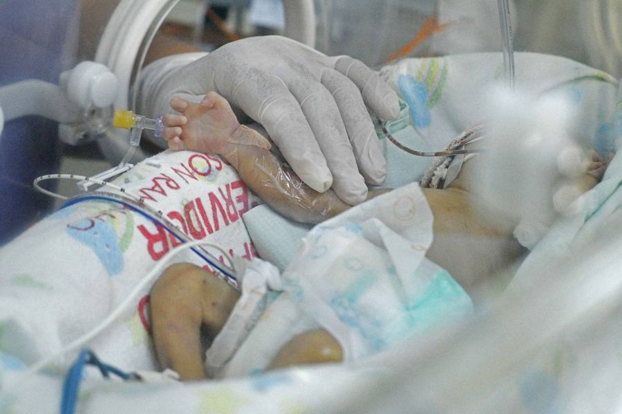 2025-10-28-cuidados-prematuro-c-carlos-rodrigo-6.jpg