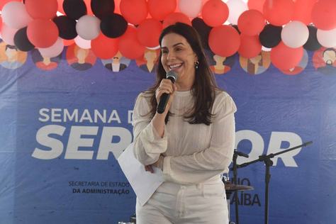 2025-10-28_dia-do-funcionario-publico_jaqueline-gusmao-c-roberto-guedes-140.jpg
