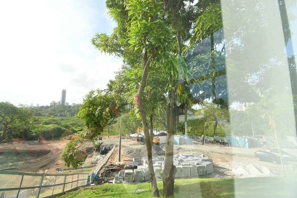 Obras afetam paisagem de rio em JP