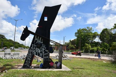 2026-03-18-monumentos-artisticos-em-joao-pessoa-c-leonardo-ariel-5-monumento-cavalo-alado.jpg