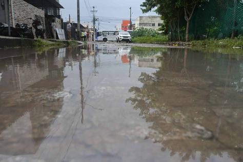 2026-04-28-chuva-onibus-quebrado-no-gramame-c-leonardo-ariel-1.jpg