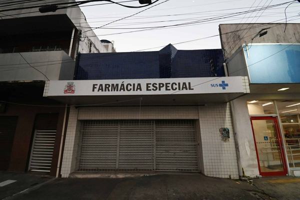Fórmula para alergia à proteína do leite está em falta na capital