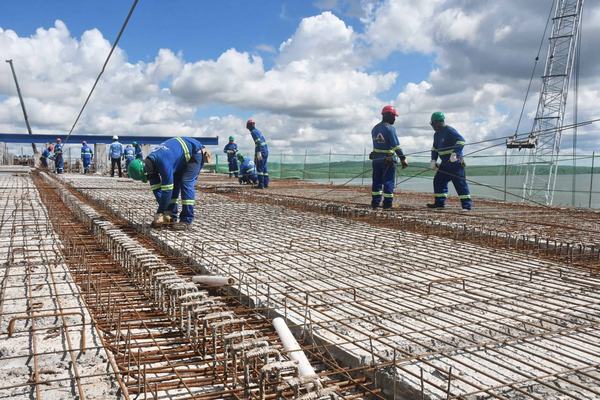 Obras alcançam 67% de execução