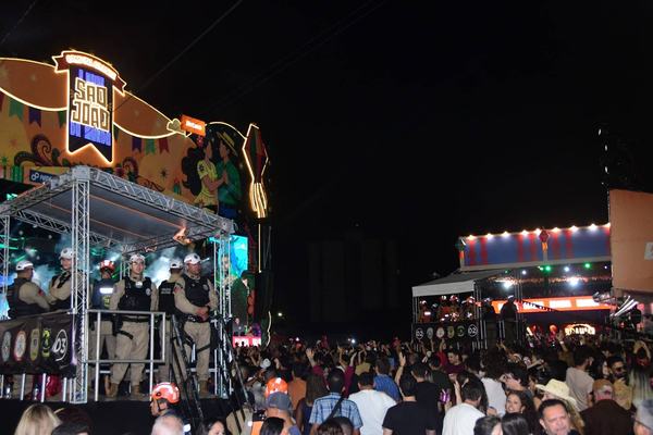 Festejos em clima de tranquilidade