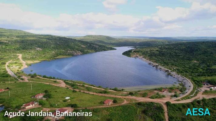 Governo constrói novas barragens
