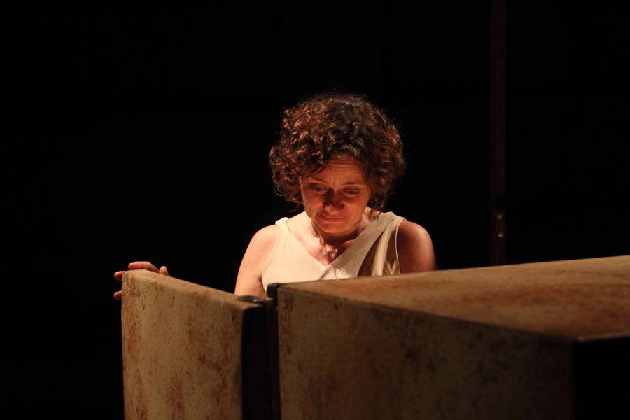 ana-marinho_razoes-para-ficar-3.jpg
