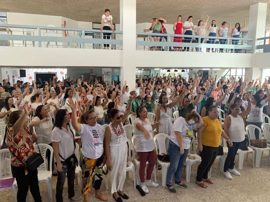 Professores decidem manter  greve em Campina Grande