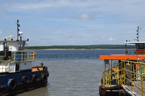 barco-afunda-entre-cabedelo-e-o-distrito-de-forte-velho_f-evandro-4.jpg