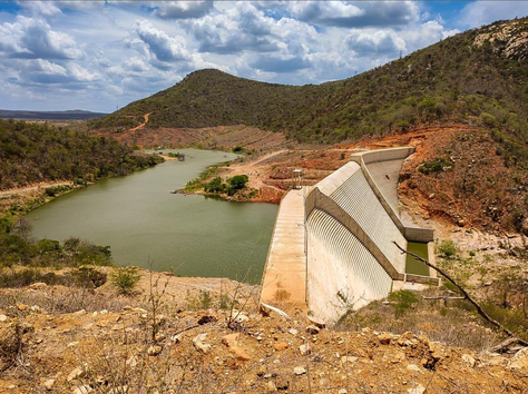 barragem-do-retiro-cuite-redes-sociais.png
