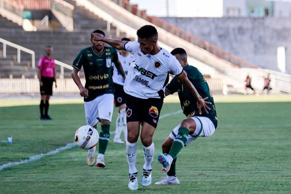 Disputa pela liderança