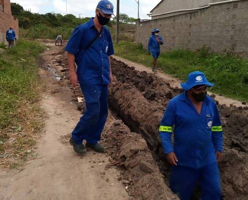 Cagepa fecha parceria com Prefeitura e leva rede de água para localidade em Puxinanã