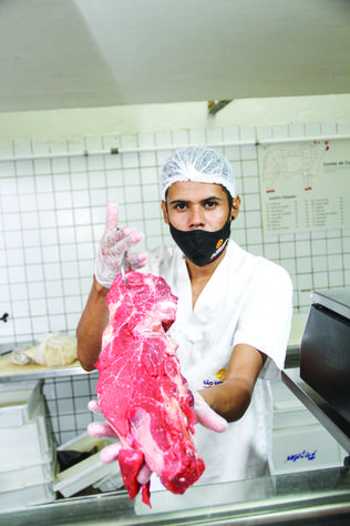 carne-f-mrusso-2.jpg
