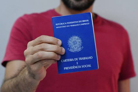 carteira-de-trabalho-c-carlos-rodrigo-1.jpg