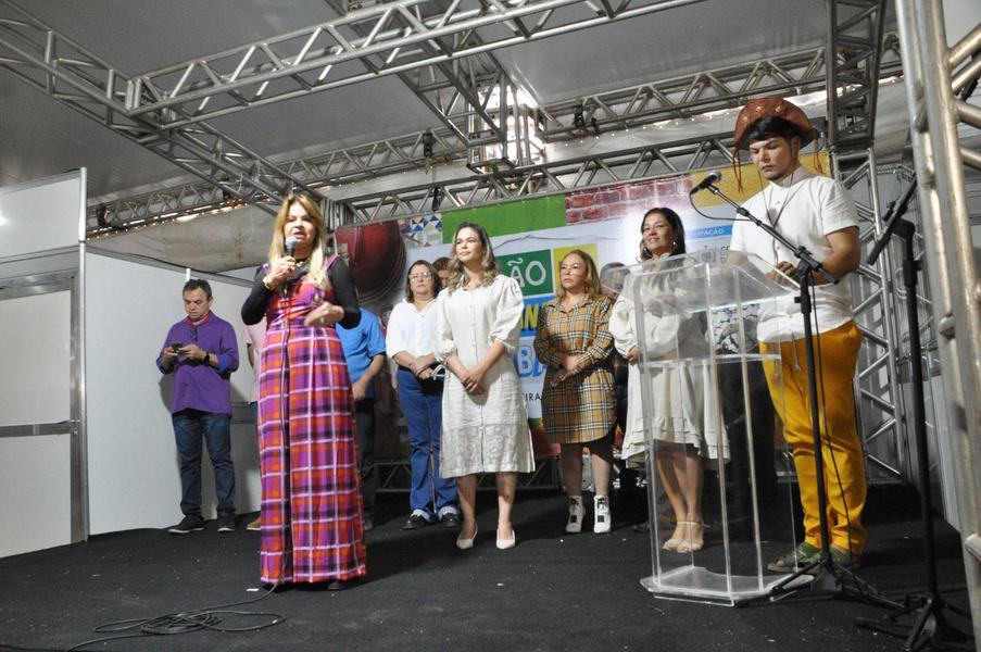 coletiva-salao-de-artesenato_fabiana-veloso.jpg