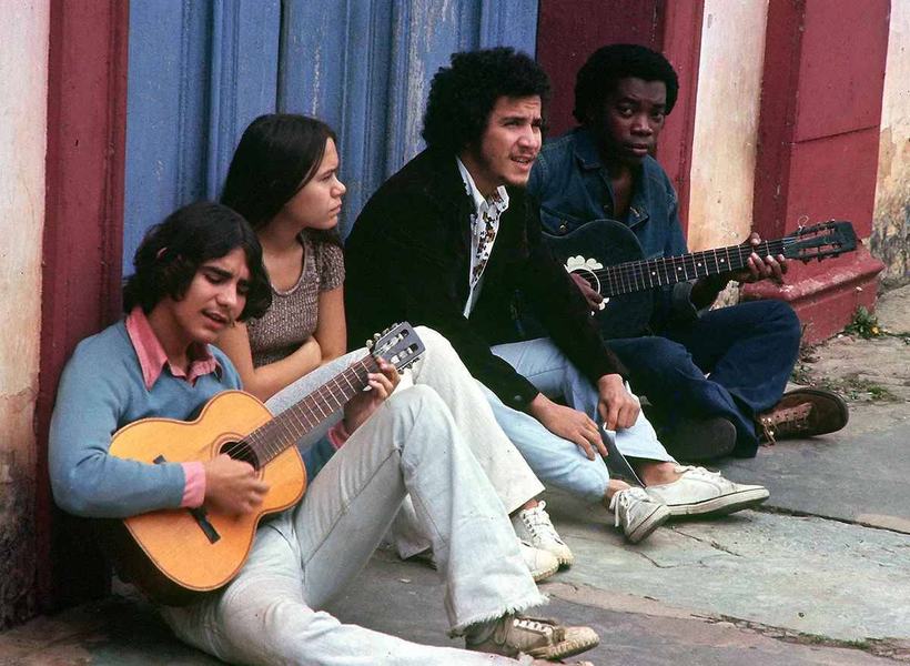 da-esq-para-dir-lo-borges-duca-leal-mario-borges-e-milton-nacimento-arquivo-da-cafi.jpg