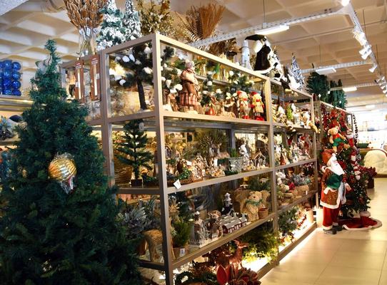 Comércio da capital inicia preparos para o Natal