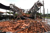 desabamento-estrutura-casa-de-shows_f.jpg