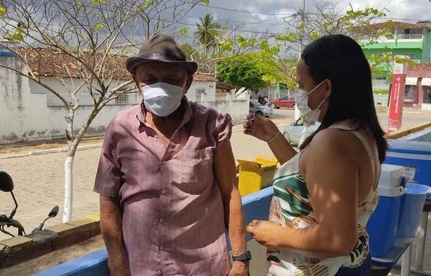 Paraíba aplica mais de 96.400 mil doses de vacina no Dia D contra a Covid-19