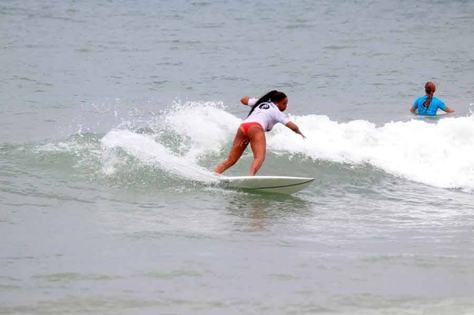 diana-cristina-pena-paracuru-surf-festival-2024-foto-lima-jr.jpg