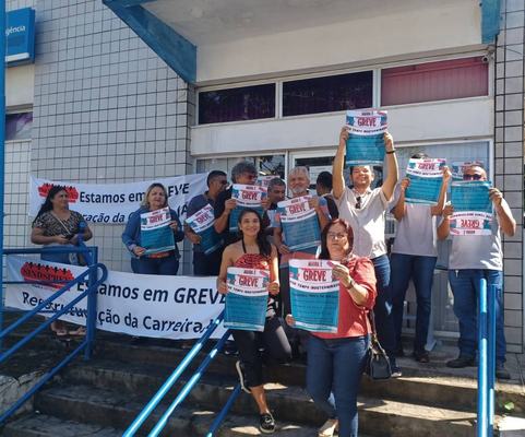 Grevistas do INSS intensificam mobilização